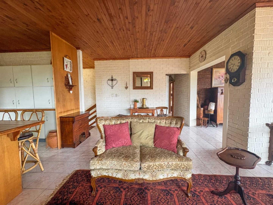 4 Bedroom Property for Sale in Stilbaai Wes Western Cape